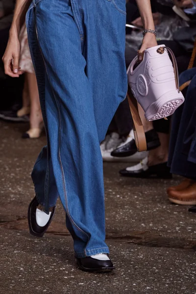 Look 42